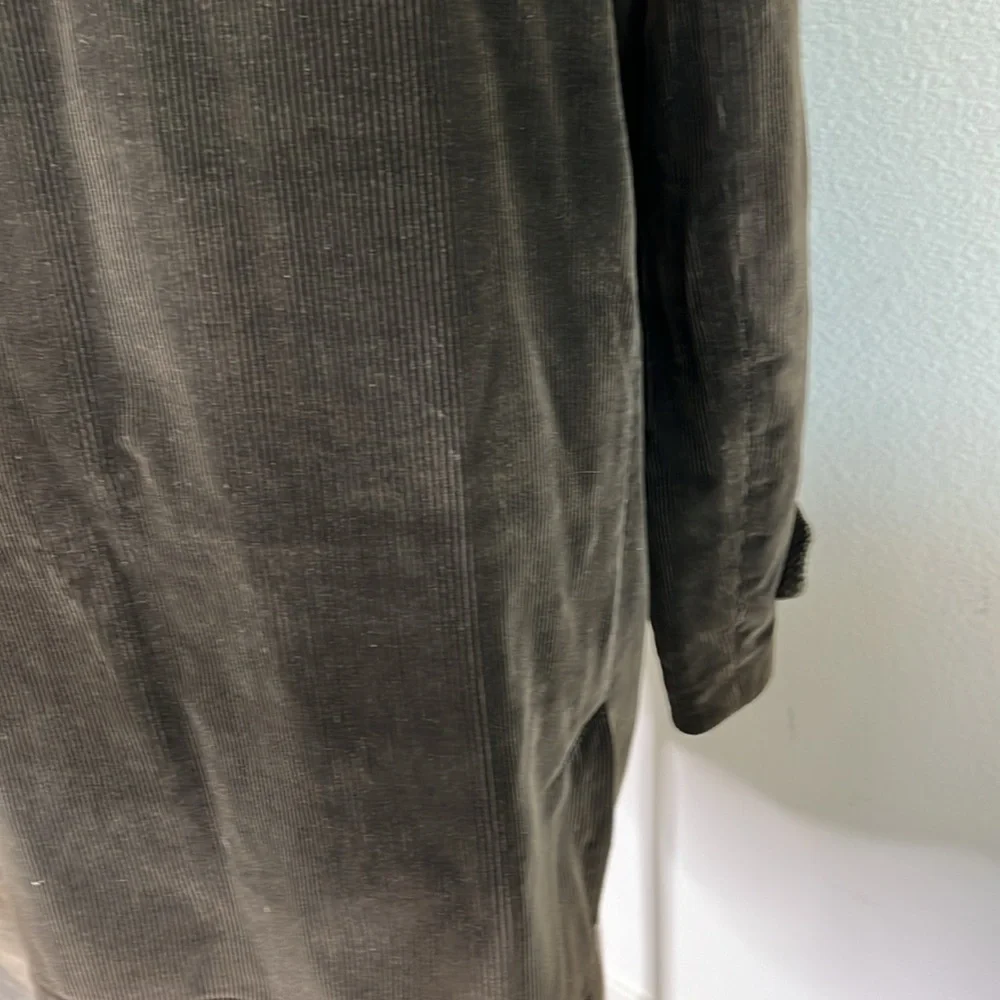🔹 Vintage 70’s Corduroy Coat with Faux Fur and Wool Lining